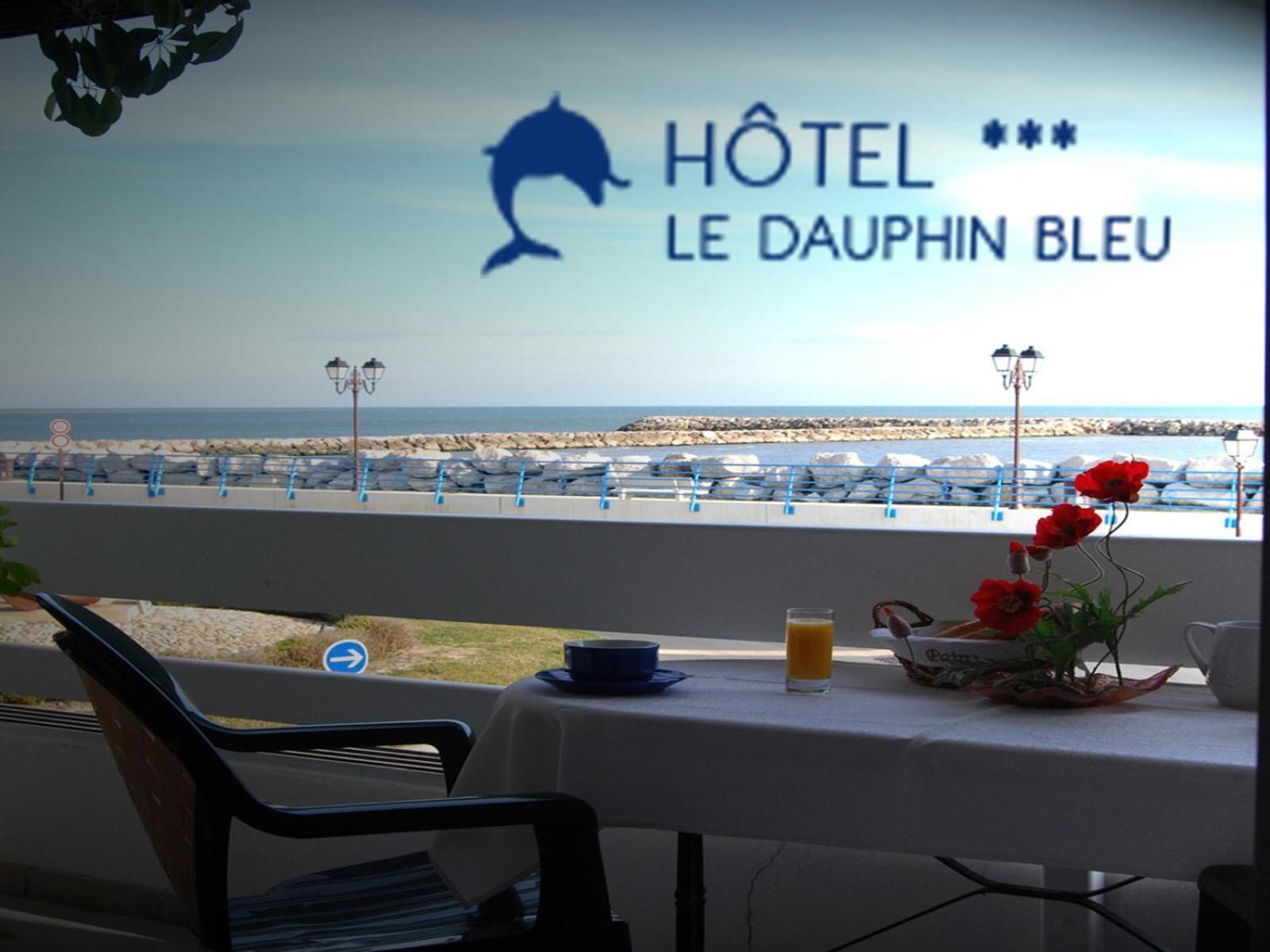 Отель Le Dauphin Bleu Сент-Мари-де-ла-Мер Экстерьер фото